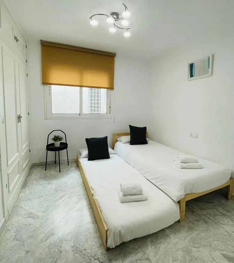 아파트 Homely Malaga Don Cristian Con Parking Privado 스페인