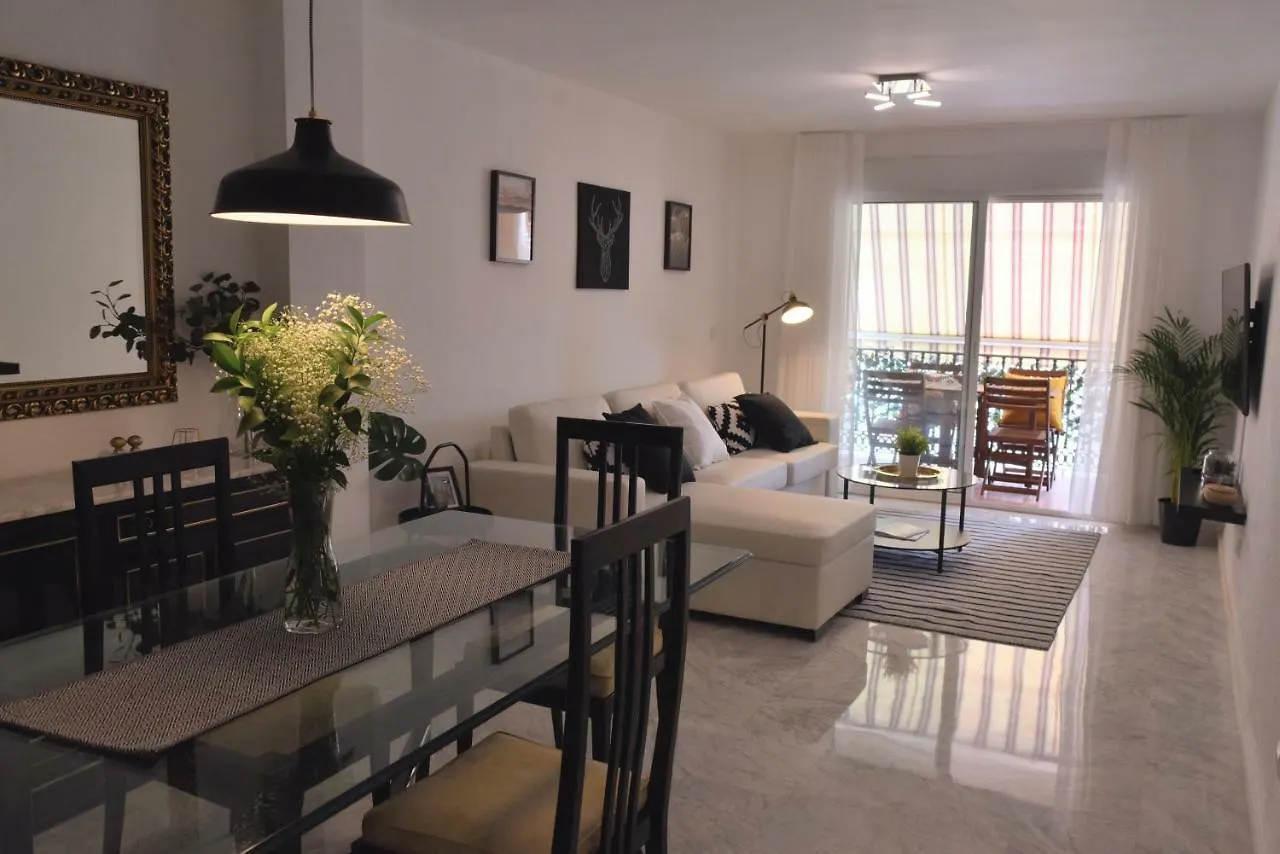 Homely Malaga Don Cristian Con Parking Privado 아파트